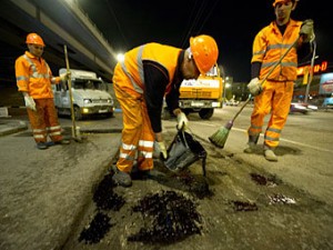 В Москве будет только комплексная замена автодорог, без заплаток.